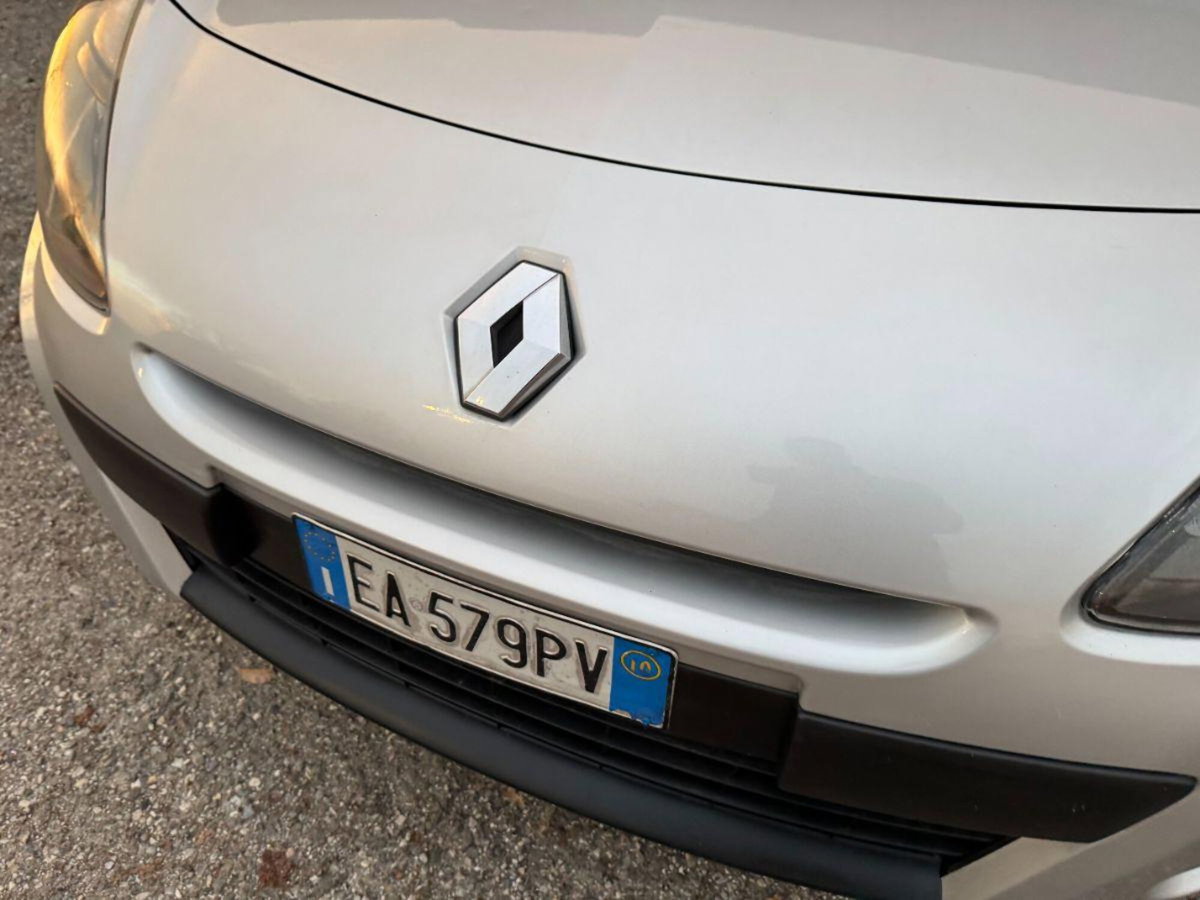 Renault Clio 1.2 16V 5 porte GPL Dynamique (19)