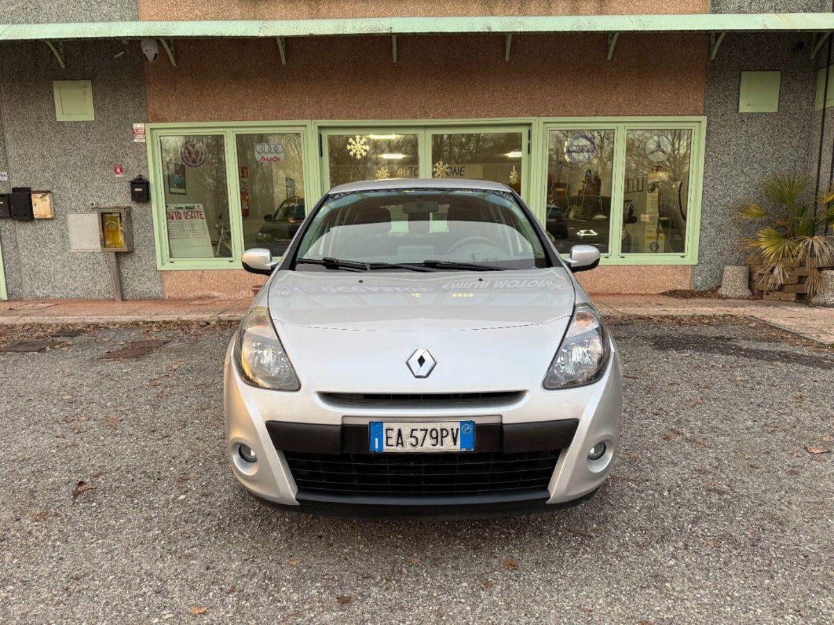 Renault Clio 1.2 16V 5 porte GPL Dynamique (2)