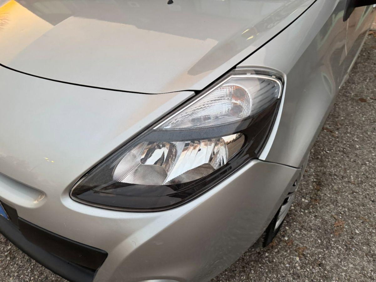 Renault Clio 1.2 16V 5 porte GPL Dynamique (20)