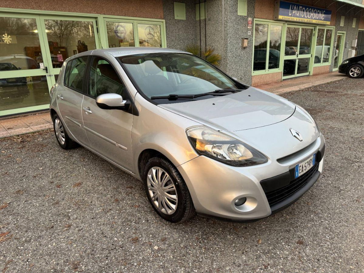 Renault Clio 1.2 16V 5 porte GPL Dynamique (3)