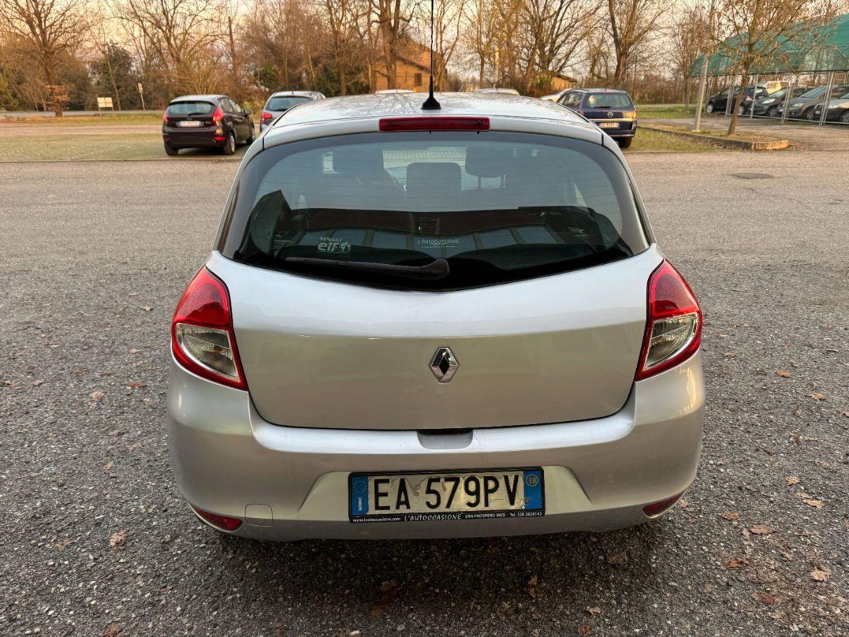 Renault Clio 1.2 16V 5 porte GPL Dynamique (5)