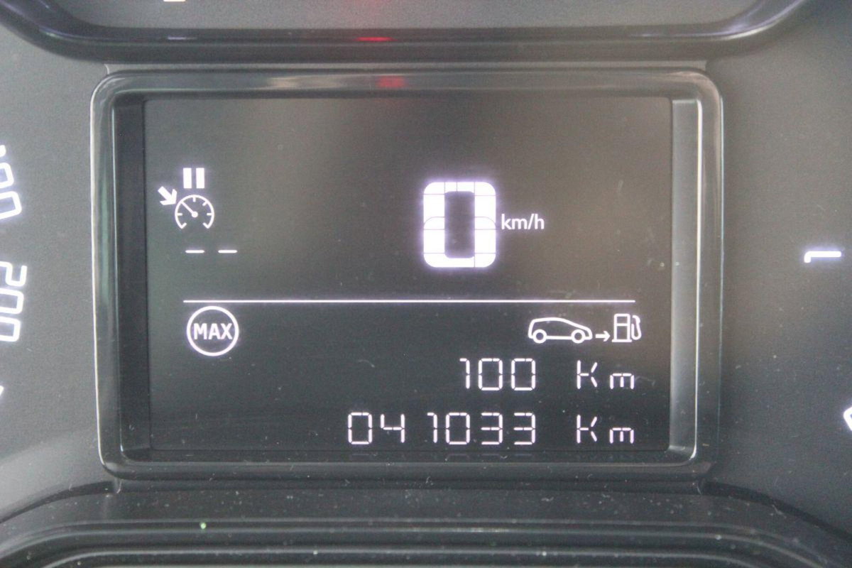 Citroen C3 Aircross BlueHDi 110 S&S Feel (11)