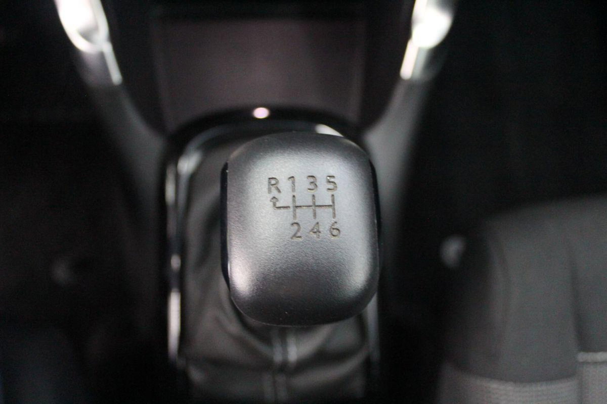 Citroen C3 Aircross BlueHDi 110 S&S Feel (17)