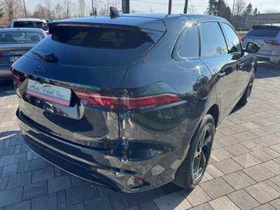 Jaguar F-Pace 2.0 D 204 CV AWD aut. R-Dynamic Black (5)