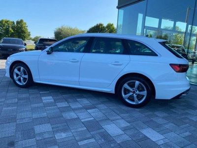 Audi A4 Avant 30 TDI/136 CV S tronic Business Advanced (20)