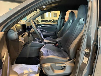 Volkswagen Tiguan Allspace 2.0 tdi R-Line 150cv dsg (6)