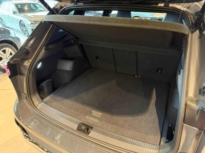 Volkswagen Tiguan Allspace 2.0 tdi R-Line 150cv dsg (8)