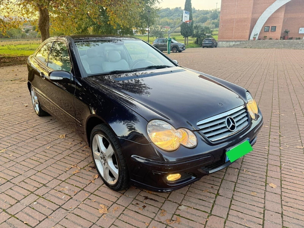 Mercedes-Benz Classe C Coupé 200 CDI cat Sportcoupé Avantgarde (7)