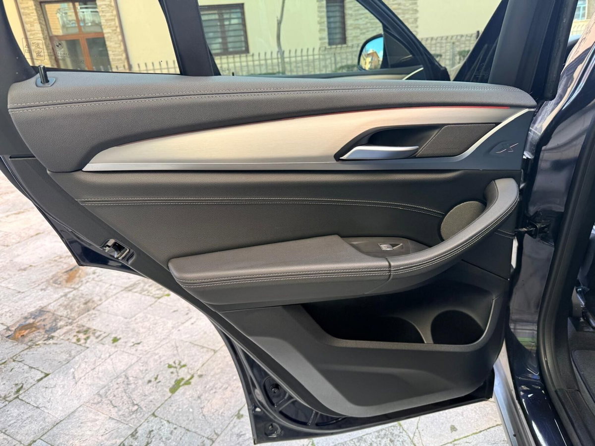 BMW iX3 iX3 Impressive (20)