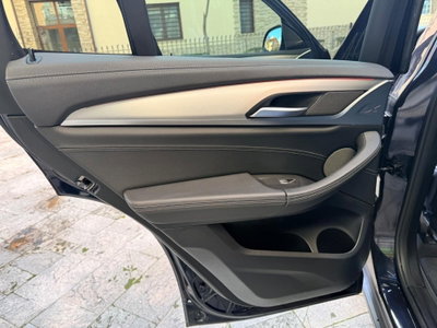BMW iX3 iX3 Impressive (20)