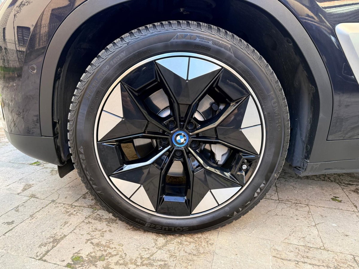 BMW iX3 iX3 Impressive (5)