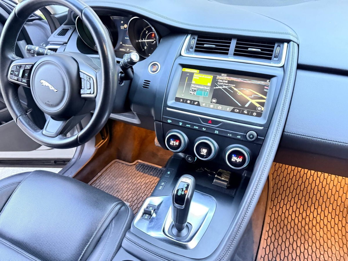 Jaguar E-Pace 2.0D 150 CV AWD aut. S (18)