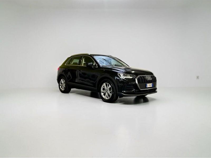 Audi Q3 35 2.0 tdi s-tronic