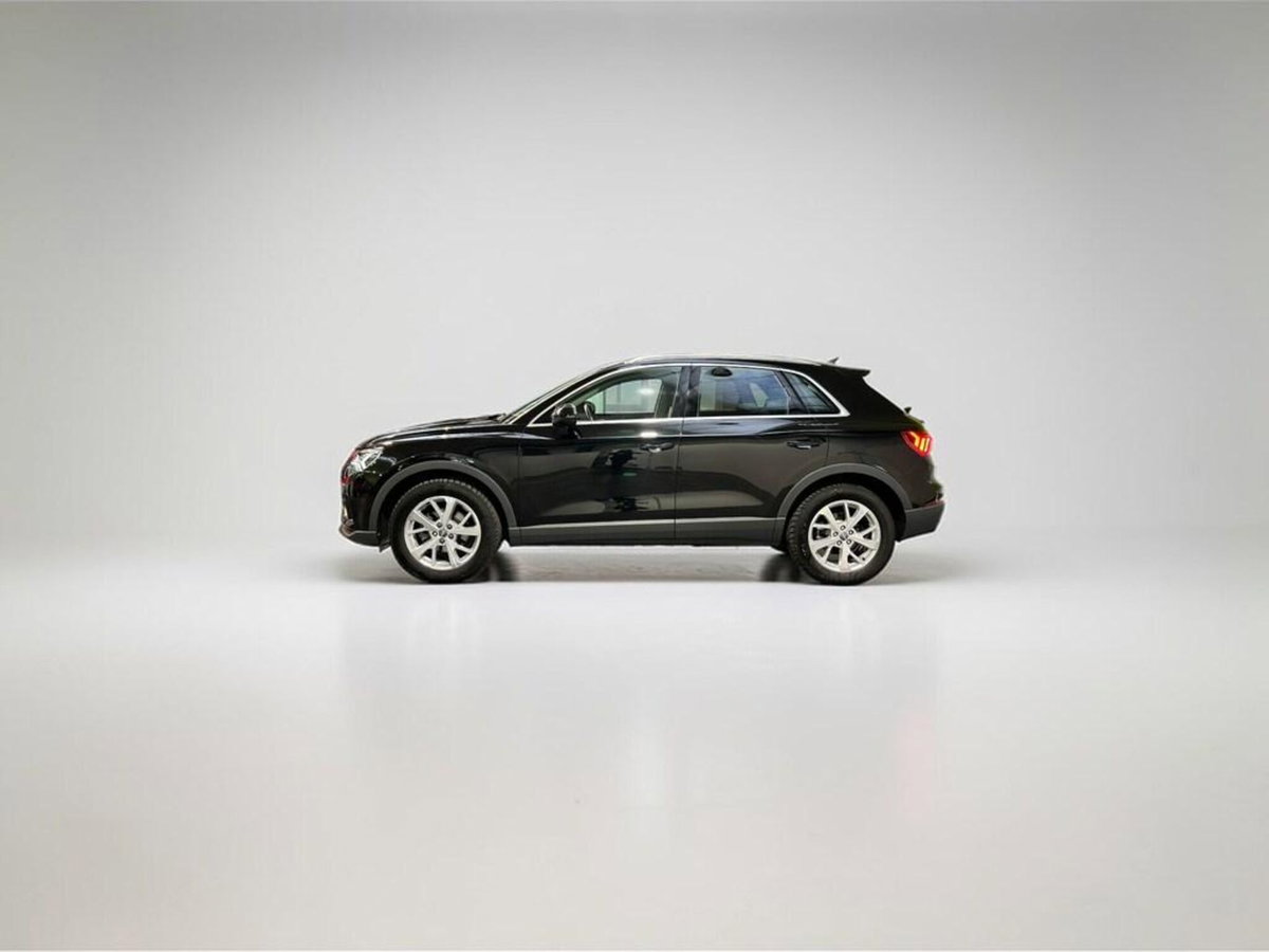 Audi Q3 35 2.0 tdi s-tronic (5)