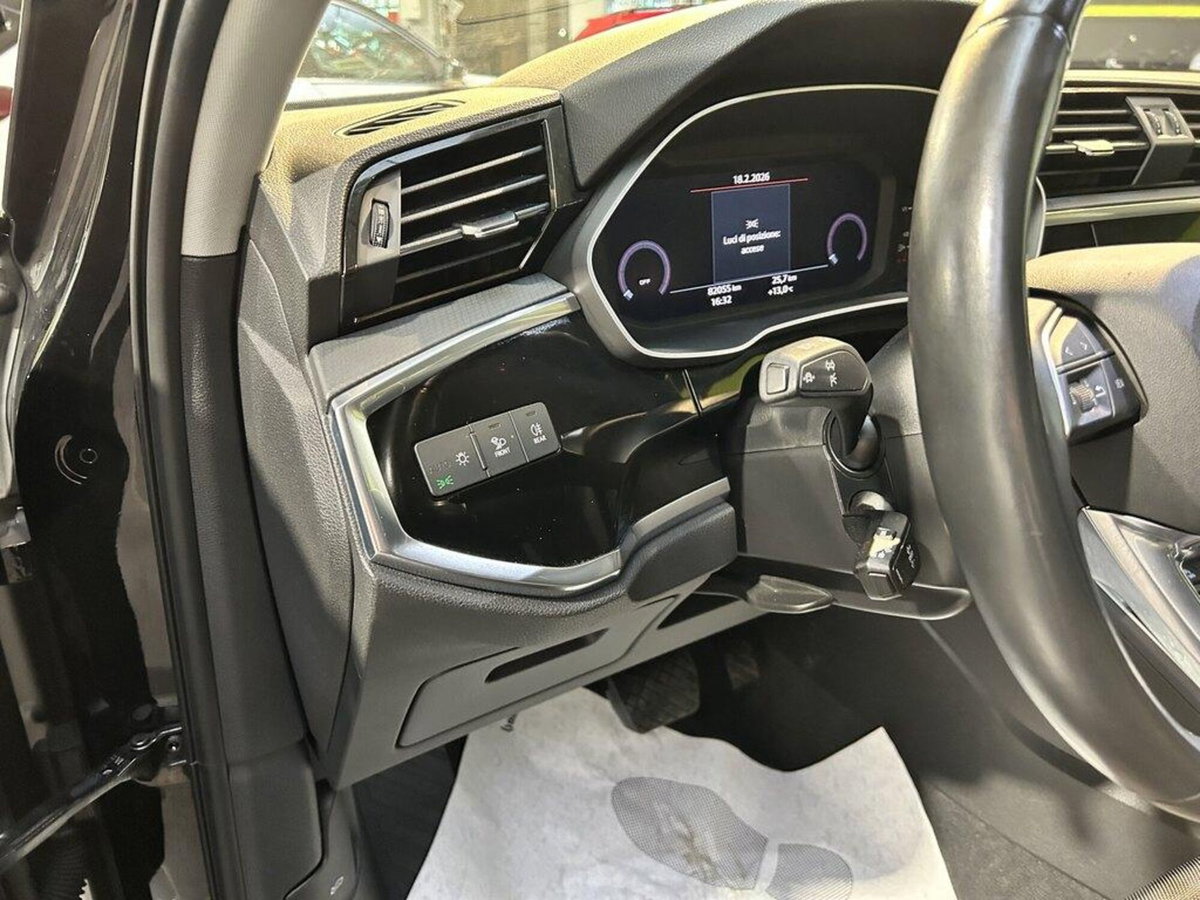 Audi Q3 35 2.0 tdi s-tronic (8)