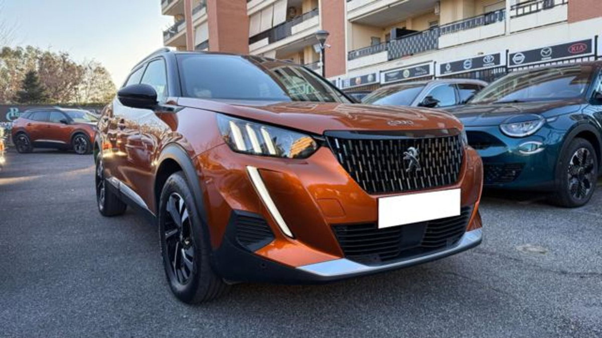 Peugeot 2008 1.2 puretech Style s&s 130cv eat8 (2)