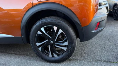 Peugeot 2008 1.2 puretech Style s&s 130cv eat8 (4)