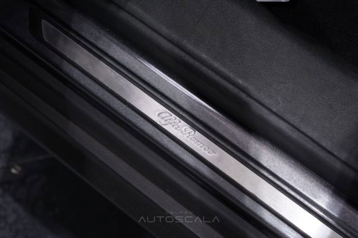 Alfa Romeo Stelvio Stelvio 2.2 Turbodiesel 210 CV AT8 Q4 Super (14)