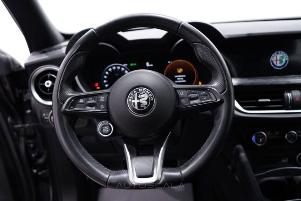 Alfa Romeo Stelvio Stelvio 2.2 Turbodiesel 210 CV AT8 Q4 Super (16)