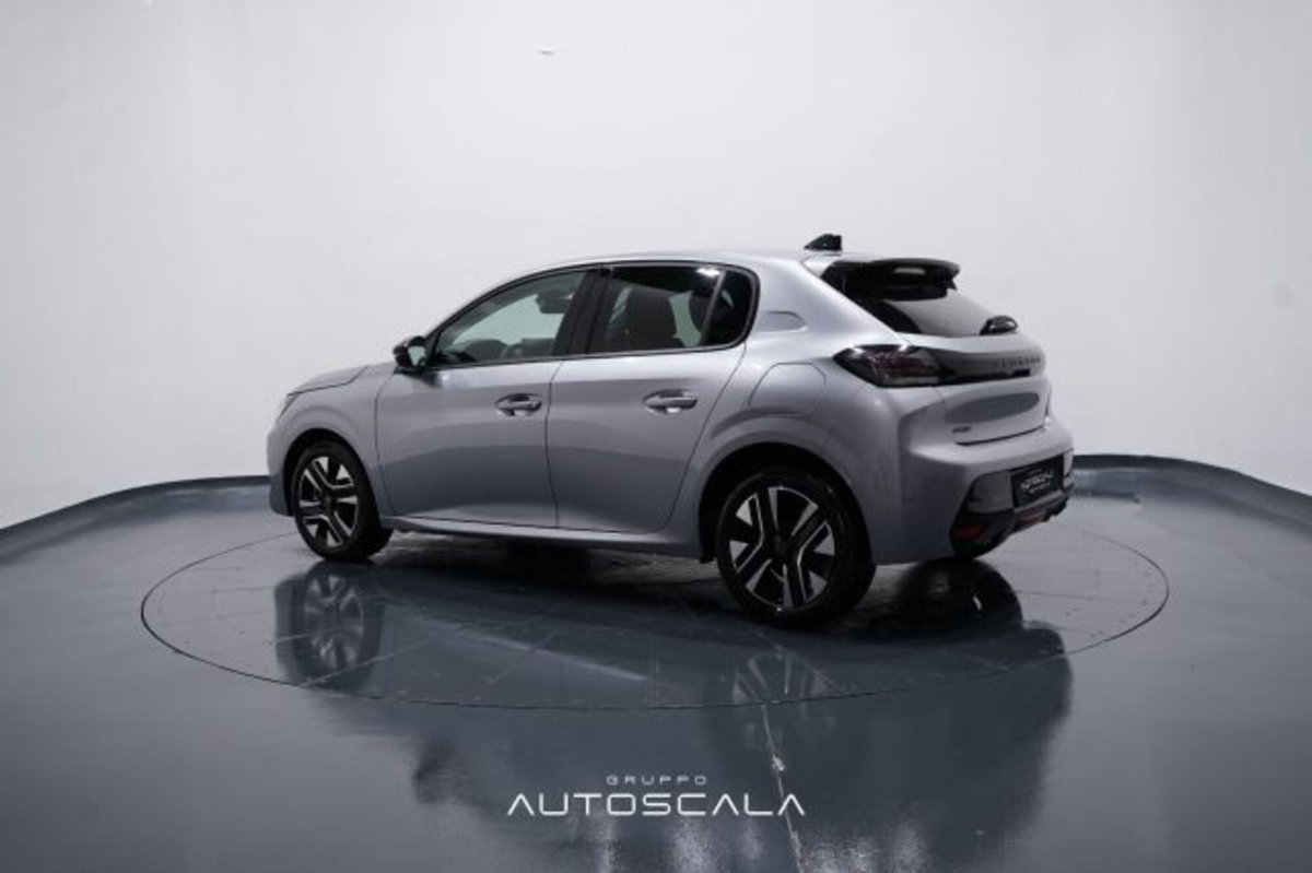 Peugeot 208 1.2 puretech Active s&s 100cv (4)
