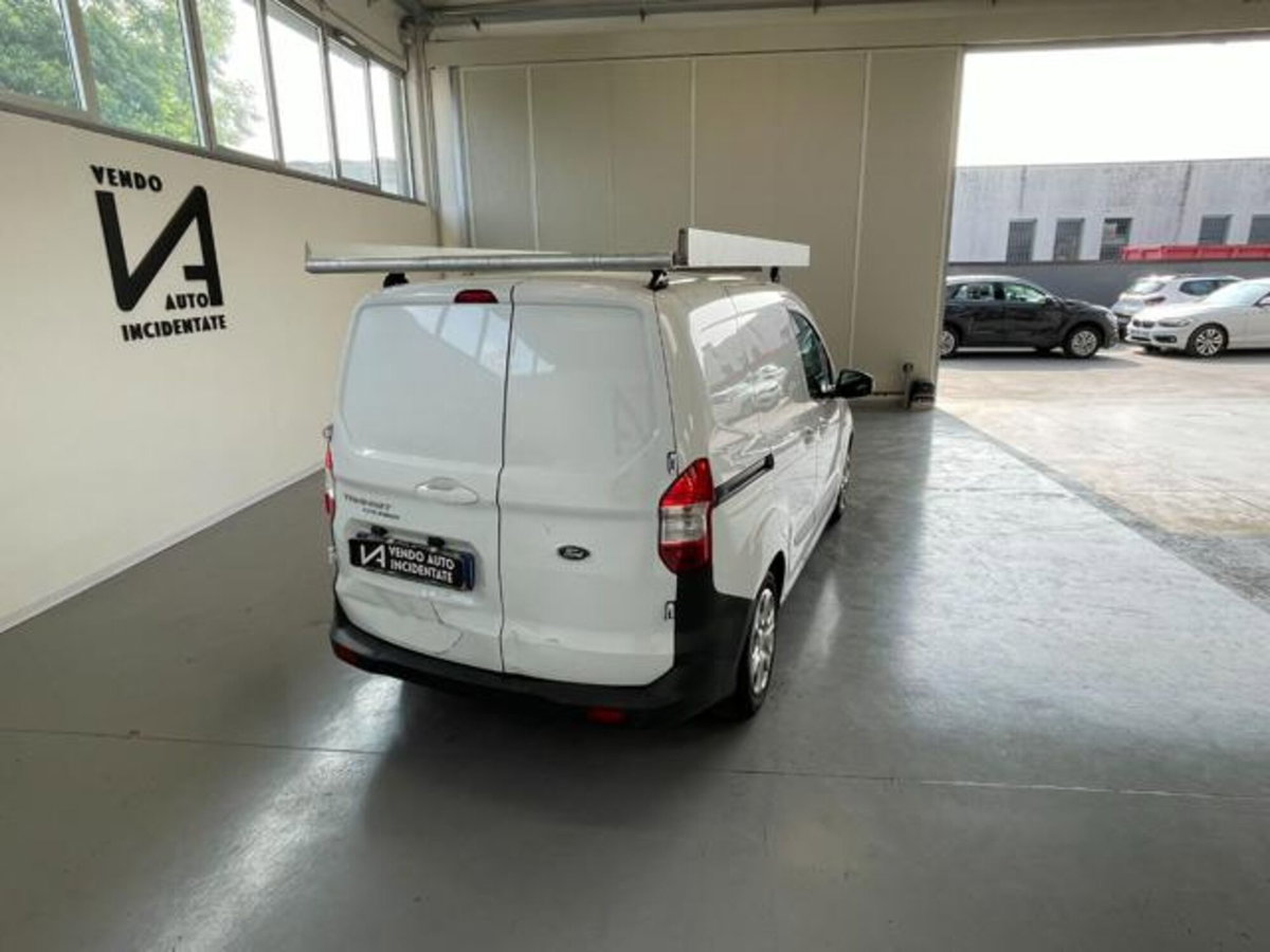 Ford Transit Courier 1.5 TDCi 75CV  Entry (7)