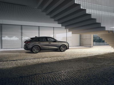 Audi Q3 Sportback 2.0 tfsi S line edition quattro 204cv s-tronic nuova