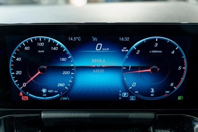 Mercedes-Benz GLA SUV 200 d Automatic Sport (13)