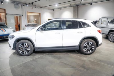 Mercedes-Benz GLA SUV 200 d Automatic Sport (4)