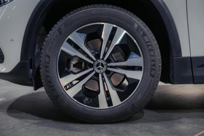 Mercedes-Benz GLA SUV 200 d Automatic Sport (5)