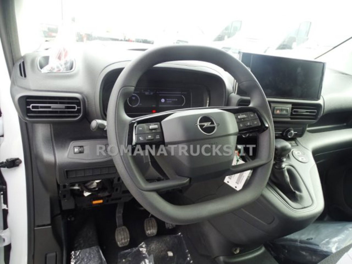 Opel Combo Furgone Cargo XL 1.5 Diesel 100 PL 950kg Essentia (11)