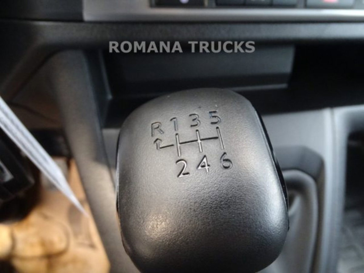 Citroen Jumpy Furgone M 1.5 diesel S&S 120cv (13)
