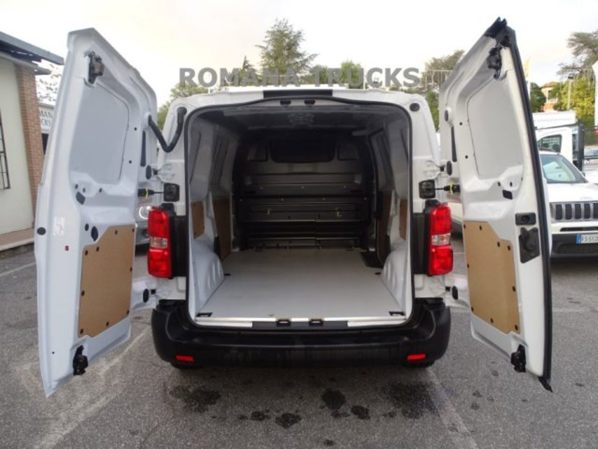 Citroen Jumpy Furgone M 1.5 diesel S&S 120cv (6)