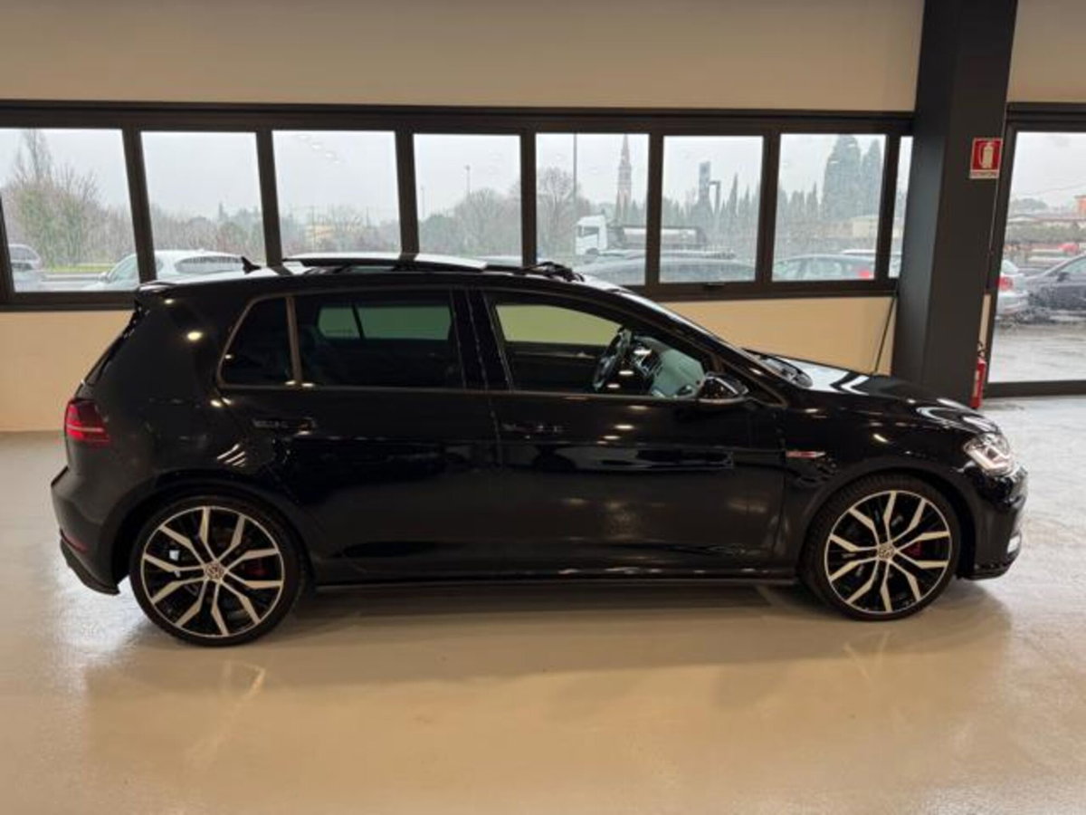 Volkswagen Golf GTI Performance 2.0 TSI DSG 5p. BlueMotion Technology (4)