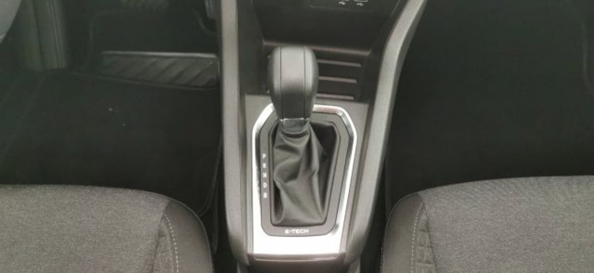 Renault Clio Full Hybrid E-Tech 140 CV 5 porte Business (12)