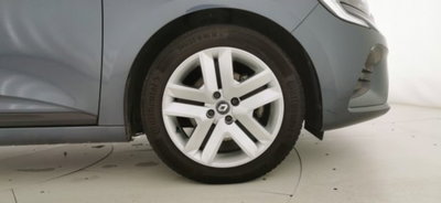 Renault Clio Full Hybrid E-Tech 140 CV 5 porte Business (16)