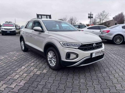 Volkswagen T-Roc 1.0 TSI Life (3)