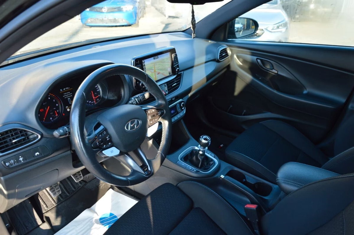 Hyundai i30 2.0 T-GDI 275 CV 5 porte N Performance (9)