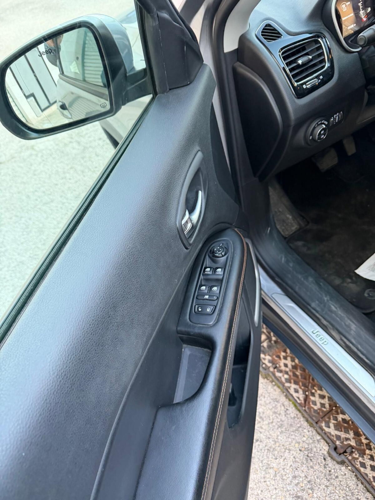 Jeep Compass 2.0 Multijet II aut. 4WD Limited (10)