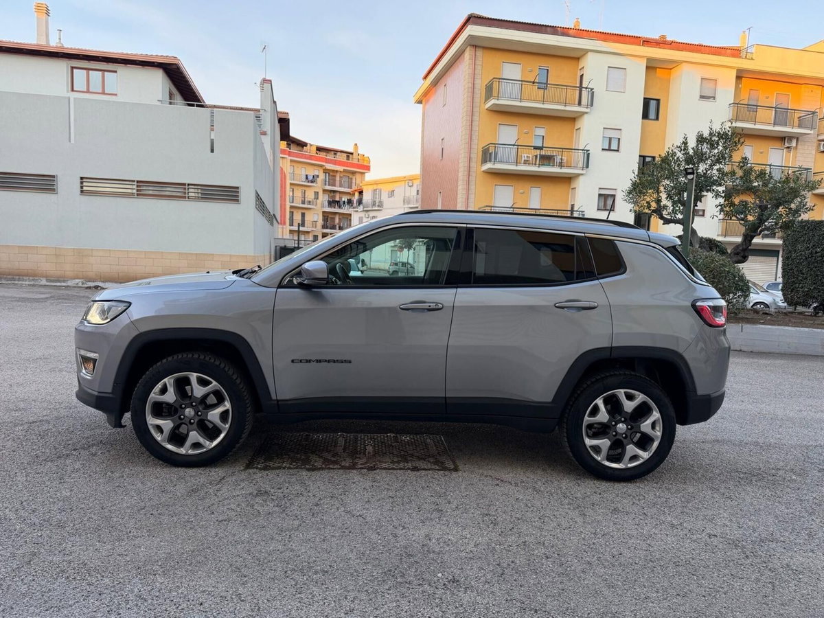 Jeep Compass 2.0 Multijet II aut. 4WD Limited (16)