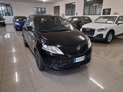 Lancia Ypsilon 1.2 69 CV 5 porte Gold usata