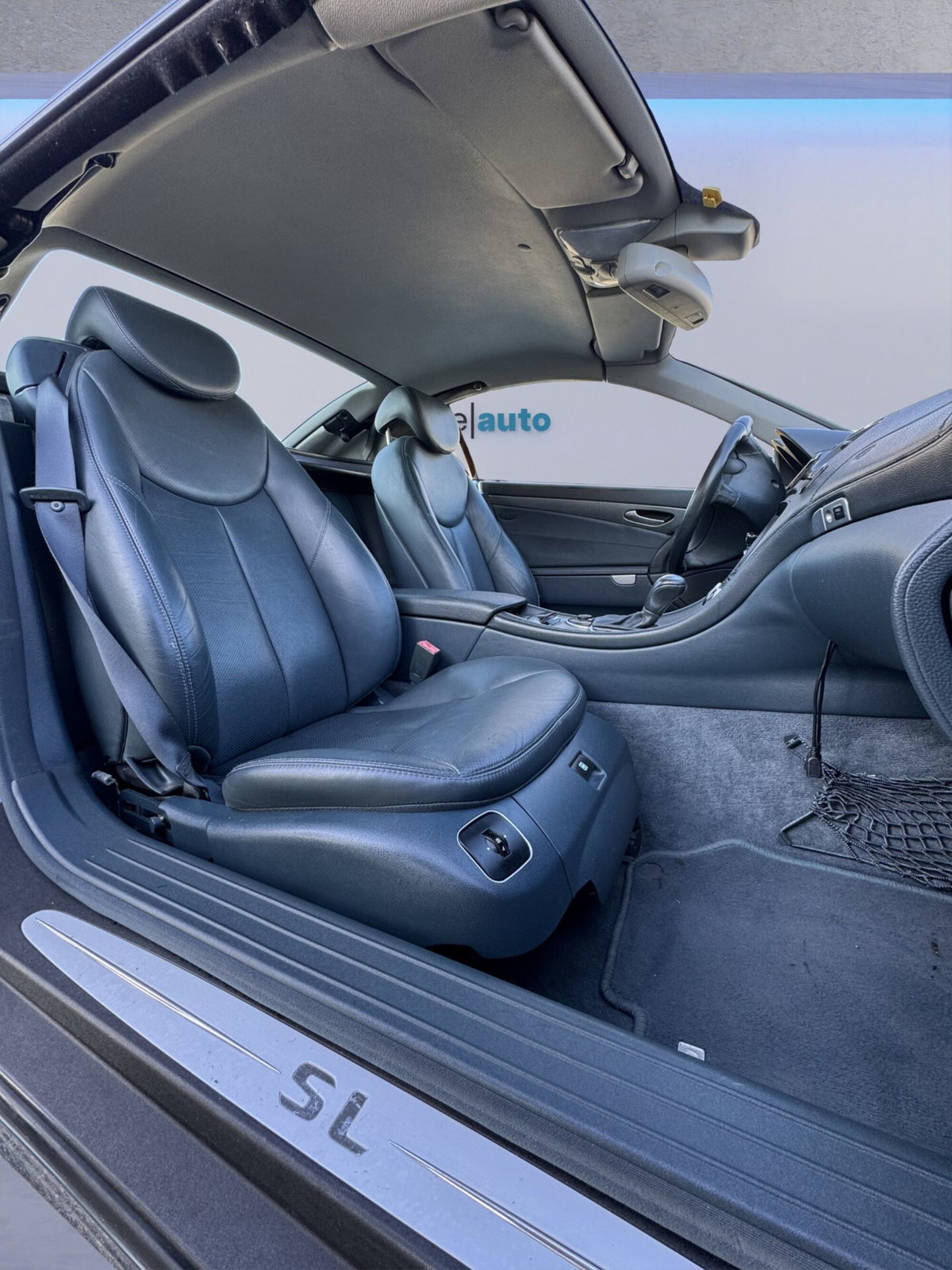 Mercedes-Benz SL 350 cat (14)