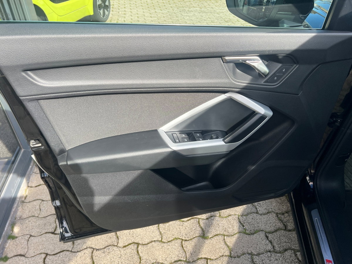 Audi Q3 Sportback 45 TFSI e S tronic S line edition (9)