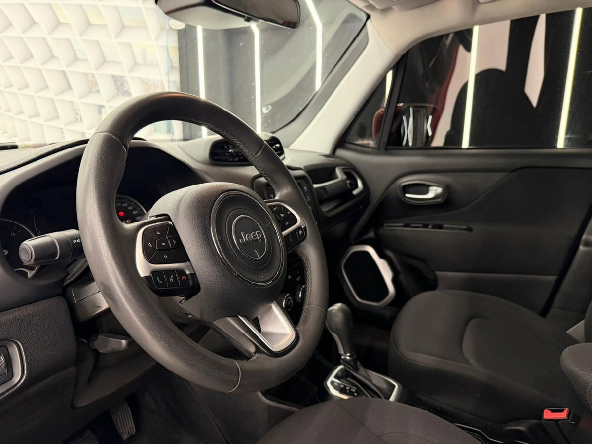 Jeep Renegade 1.6 Mjt 120 CV Longitude (13)