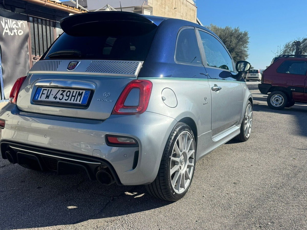 Abarth 695 695 1.4 Turbo T-Jet Rivale (6)