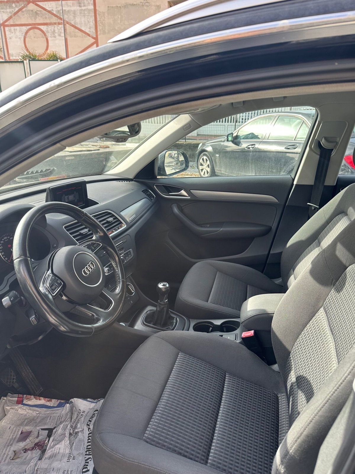 Audi Q3 2.0 TDI 150 CV quattro Sport (8)