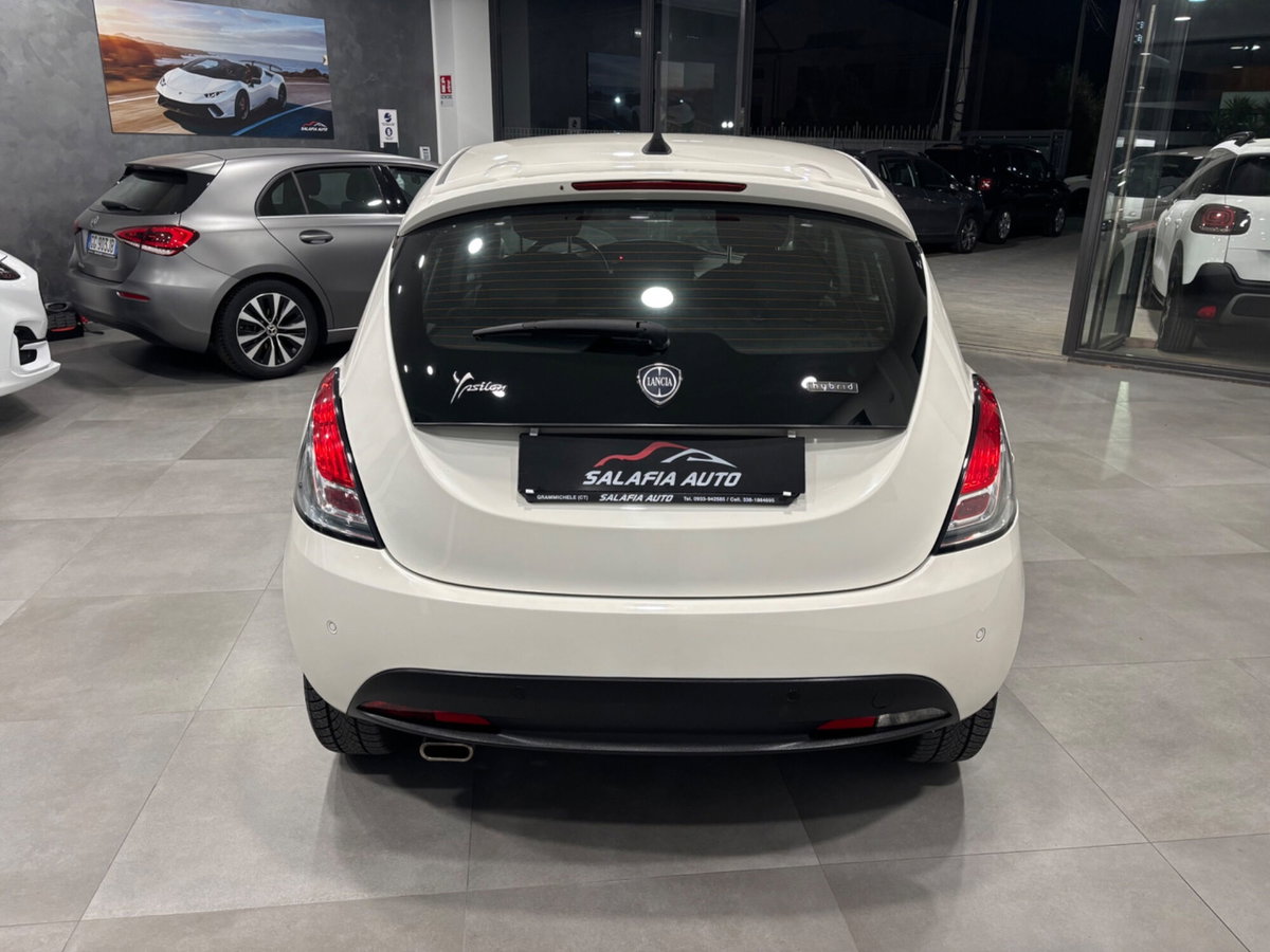 Lancia Ypsilon 1.0 FireFly 5 porte S&S Hybrid Gold Plus (5)