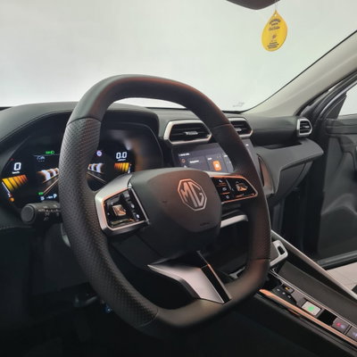 Mg ZS ZS 1.5 Luxury (15)