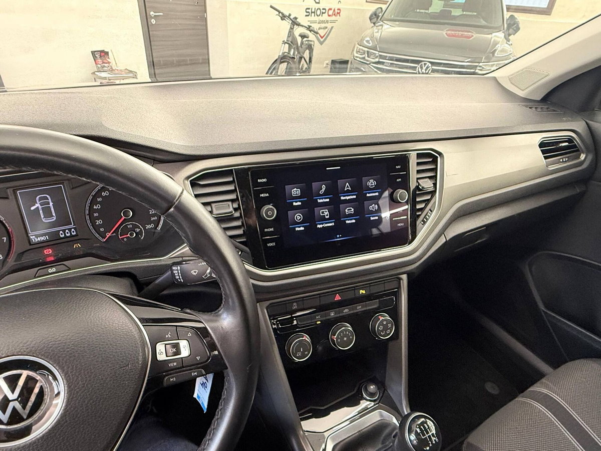 Volkswagen T-Roc 1.0 TSI Style BlueMotion Technology (17)