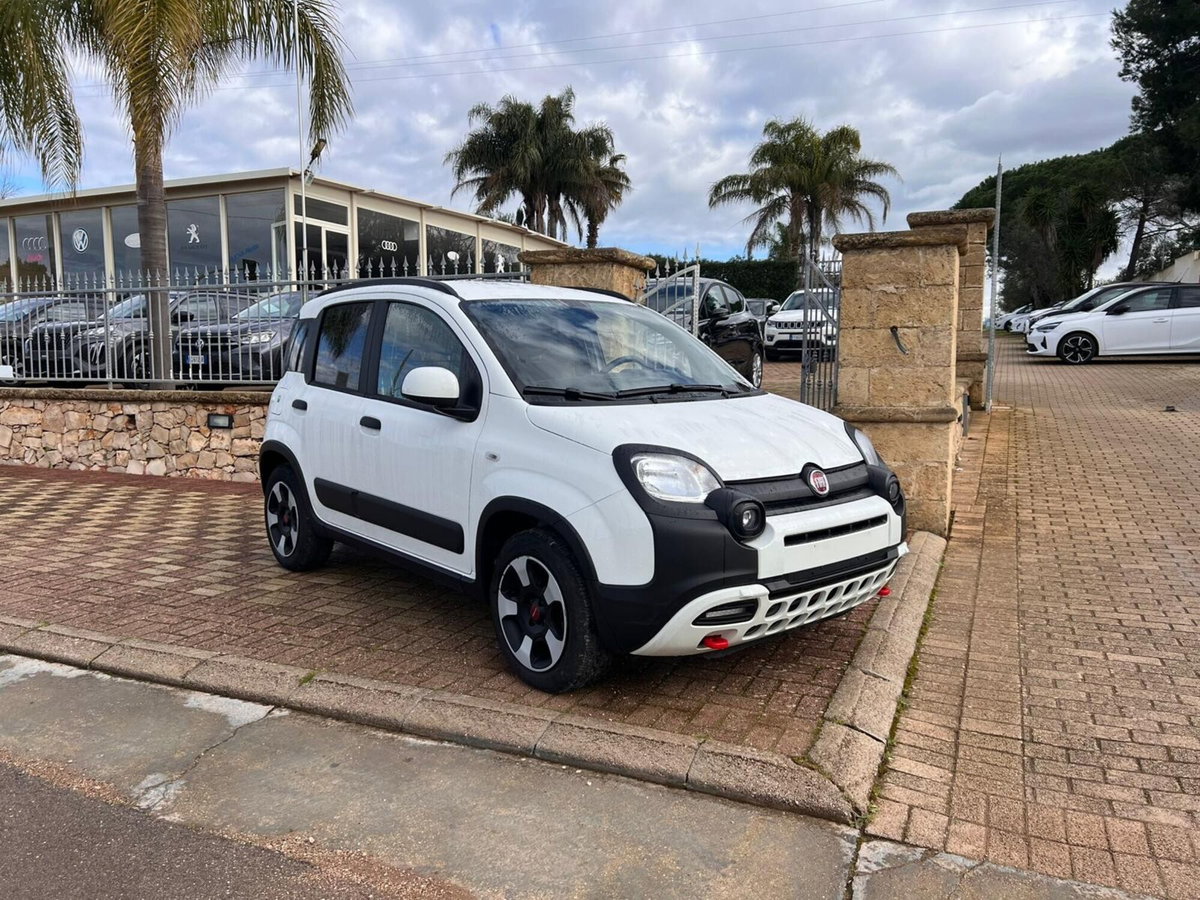 Fiat Panda 1.0 FireFly S&S Hybrid City Cross