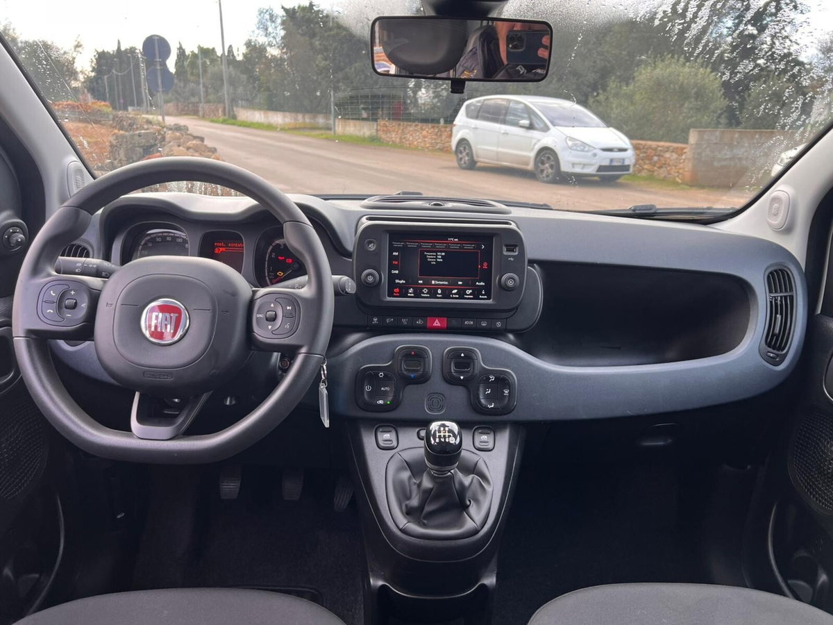 Fiat Panda 1.0 FireFly S&S Hybrid City Cross (9)